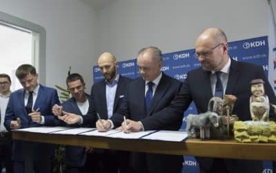 Akí slušní sú „Slušní ľudia“? Ako sa líšia od obyčajných fašistov?