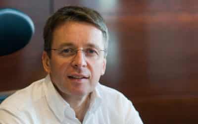 Matovičove opatrenia majú zásadný problém. Mikloš navrhuje garantovať minimálny príjem 500 eur.
