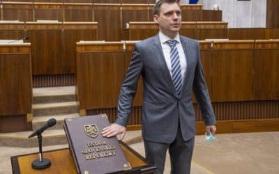 Taraba: Ak Slovensko nezačne byť ekonomicky aktívne s ľuďmi, pre ktorých koronavírus nie je nič viac ako chrípka, tak ekonomicky skončíme ako po uši zadĺžená krajina.