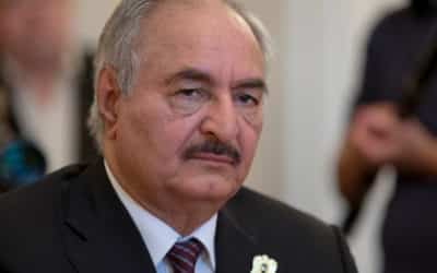 Líbyjský poľný maršal Haftar oznámil, že preberá riadenie krajiny.