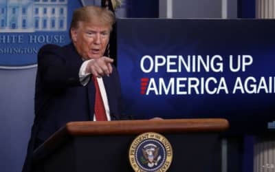 Trump čelí kritike za výroky o vpichovaní dezinfekcie do žily.
