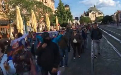 Smutné prvenstvo: Slovensko má len po 2 mesiacoch novej vlády za sebou prvé väčšie protivládne protesty.