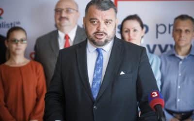 Chmelár vyjadril podporu Migašovi, ktorý rezignuje na post veľvyslanca v Bielorusku kvôli údajne štvavej kampani vedenia rezortu diplomacie. Padli silné slová „o premena profesionálneho diplomata na arogantného politika.“ 