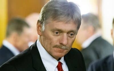 Hovorca Kremľa Dmitrij Peskov sa nakazil koronavírusom.