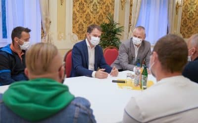Premiér: S majiteľmi fitnescentier budeme rešpektovať verdikt epidemiológov.