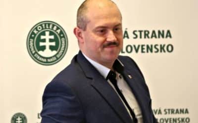 Odmietnutie správy ombudsmanky odhalilo rozpory v koalícii. Kotlebovci tlieskali.