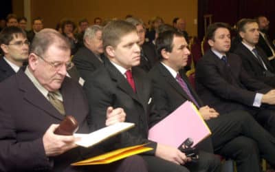 Súmrak masových strán: členské základne politických strán na Slovensku.
