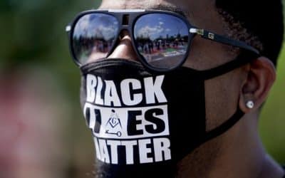 Protesty „Black lives matter“ tak skoro neutíchnu. Sorosova Nadácia otvorenej spoločnosti investuje 220 miliónov dolárov do amerických skupín pre rasovú rovnosť.