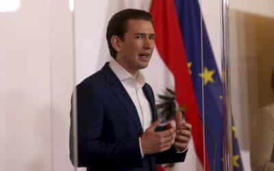 Kurz varoval pred pokusom donútiť členské štáty EÚ prijať azylantov.