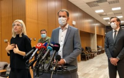 Krízový štáb rozhodol. Nasledujúci víkend prebehne plošné testovanie. Ľudia, ktorí sa šli uplynulý víkend otestovať viackrát, lebo neverili pozitívnemu testu, dostanú mastnú pokutu.