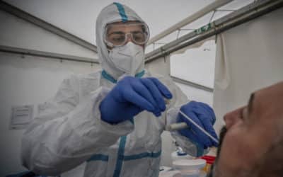 Celoplošné testovanie sa neodporúča tým, ktorí majú nad 65 rokov a väčšinu času sú doma.