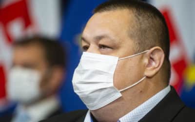 Otvorený list hlavného hygienika Jána Mikasa: Slovákov povzbudzuje k plošnému testovaniu.