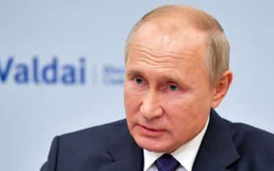 Putin: Dal som osobný súhlas na prevoz Navaľného z Ruska do Nemecka.