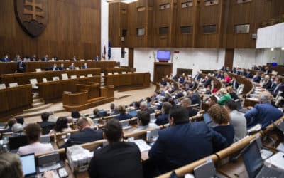 Parlament by mal generálneho prokurátora voliť vo štvrtok.