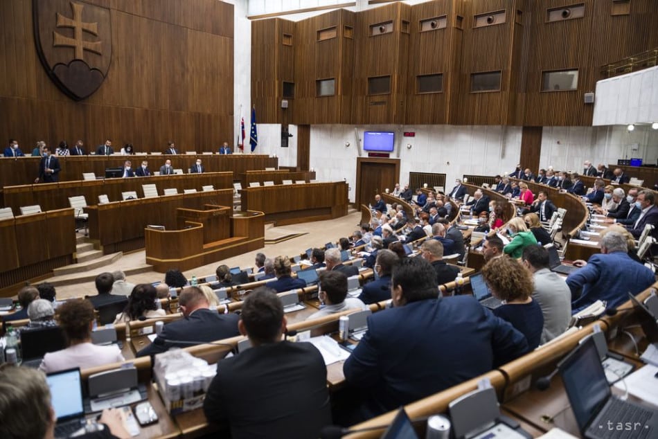 Parlament by mal generálneho prokurátora voliť vo štvrtok. 1