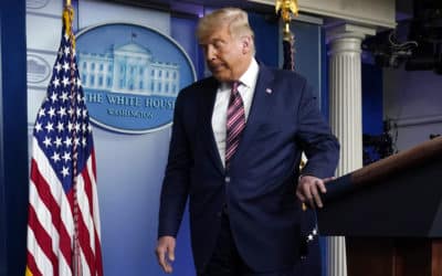 Trump odmieta priznať prehru a sľubuje ďalšie právne kroky.