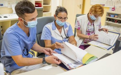 Lekárska komora reaguje na súčasnú situáciu: Z nášho pohľadu dochádza k zhoršeniu, niekedy až k zlyhaniu komunikácie medzi pacientmi a lekármi. Radi by sme preto v tejto súvislosti apelovali na obidve strany.