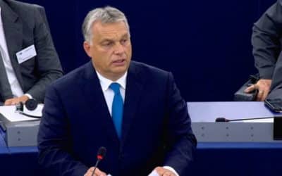 Orbán: Soros platí politikov vydierajúcich Maďarsko a Poľsko finančnými zdrojmi EÚ.
