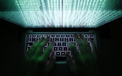 Hackeři narušili americké vládní sítě, napadli i správu jaderných zbraní, píše Politico.