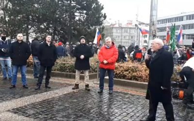 NAŽIVO: V Bratislave sa konal ďalší protivládny protest. Na jeho konci zasahovala polícia.