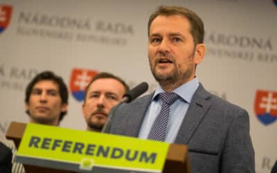 Viac ako polovica Slovákov chce referendum o predčasných voľbách, ukázal prieskum.