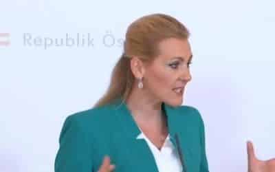 „Povrchná a napísaná kostrbatou nemčinou“: Rakúska ministerka odstúpila pre podozrenie z plagiátorstva, v kauze figuruje aj Slovensko. STU reaguje.