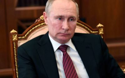 Putin nariadil začať s hromadným očkovaním občanov proti koronavírusu.