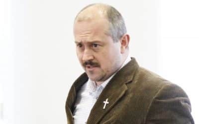 Podľa informácií Kotlebu na pokyn slovenskej vlády bola v Egypte vykonaná policajná razia na Slovákov, ktorí údajne chceli doviesť lieky s Ivermektínom. 