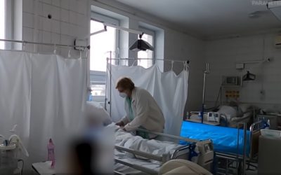 Lekári z covid oddelenia v Dunajskej Strede v autentickom videu.