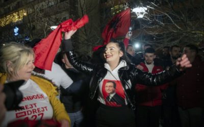 Zlá správa pre Srbov: v Kosove vyhrali nacionalisti, ktorí žiadajú zjednotenie s Albánskom.