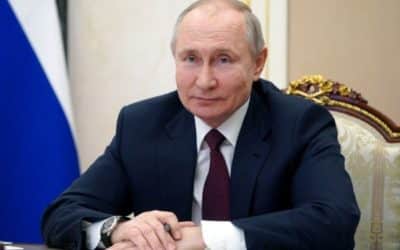 Putin navrhol Bidenovi zvájomný rozhovor v priamom prenose.