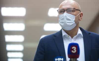 Richard Sulík nevylúčil odchod z koalície. Na premiéra sa kvôli nákupu Sputnika valí kritika z každej strany.