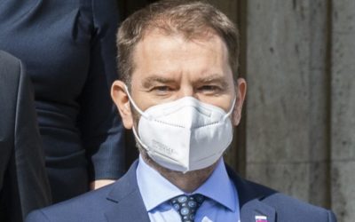 Bývalí diplomati Demeš, Kukan či Vášáryová nenechali na Matovičovi za cestu do Moskvy nitku suchú.