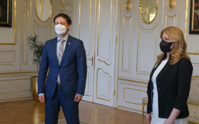 Prezidentka Čaputová vymenovala vládu na čele s Hegerom.