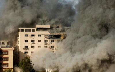 Izrael schválil příměří s Hamásem, klid zbraní má začít v noci na pátek.