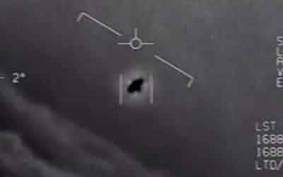 Máme záběry UFO, přiznal Obama.