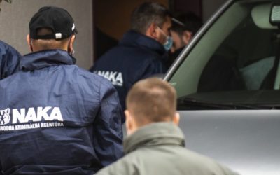 Dráma v polícii graduje. Svedok v kauze Očistec sa mal priznať ku zmanipulovanej výpovedi. Inšpekcia hľadá ďalších svedkov Zemana a Petrova, kvôli ktorým vykonala zákrok aj voči policajtom z NAKA. Blaha: „Kvôli takýmto narafičeným udavačom zomrel Milan Lučanský“.