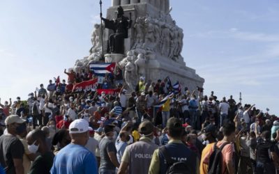 Na Kube začal štátny prevrat. Socialistický režim navždy padá. Svet sa musí pripraviť na milióny kubánskych emigrantov.