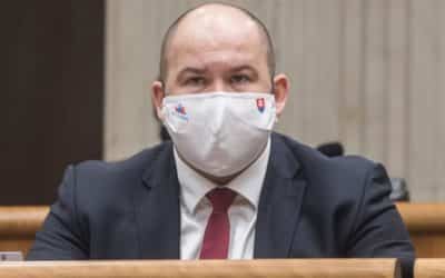 Vládna koalícia má problém, poslanec Peter Pčolinský vyhlásil, že už „nebude držať hubu a krok.“ Postupne začne zverejňovať informácie…