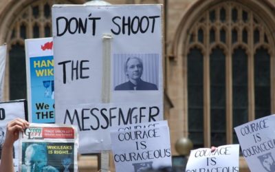 Austrálie: vicepremiér Barnaby Joyce se připojil k 24členné skupině parlamentářů na podporu Assange.