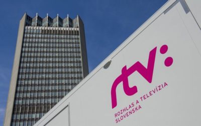 Osobnosti sa spájajú v iniciatíve „Hovorme spolu“ a posielajú Otvorený list vedeniu RTVS. Žiadajú otvorenú diskusiu o očkovaní, liečbe i prijímaných opatreniach za účasti širokého spektra odborníkov s pluralitným zastúpením názorov.