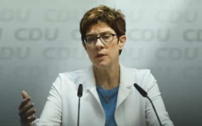 Nemecká ministerka odmietla výzvy na návrat vojakov do Afganistanu.