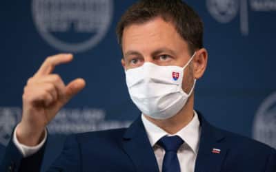 Sme rodina i SaS sú za zmenu ústavy k referendu, Heger je však proti predčasným voľbám.
