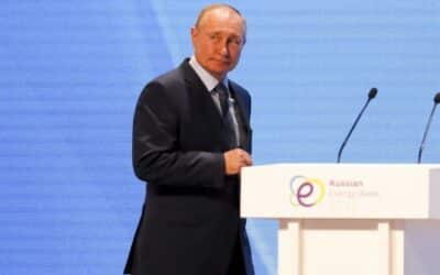 Putin označil nedostatok plynu v Európe za výsledok politiky EK. Hovoril aj o dobývaní Ukrajiny a vzťahoch s USA.