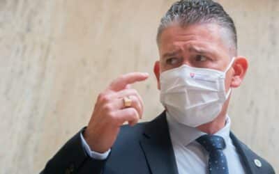 Bitka o políciu: Minister vnútra bude mať faraónske právomoci