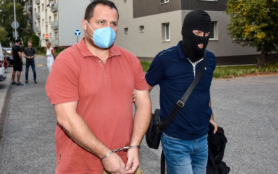 Dočasného šéfa inšpekcie Scholza a štyroch vyšetrovateľov NAKA prepustili.