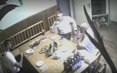 „Poučenie z krízového vývoja“ po zverejnení nahrávok z chaty: Verejnosti je už zrejmé, vláde aj novinárom dochádza pomalšie.