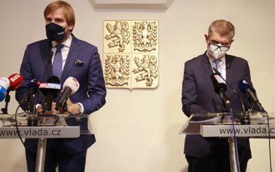 Vláda rozhodne o povinném testování ve firmách i bavorském modelu.