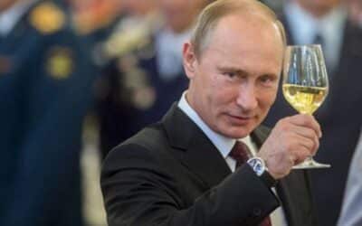 Vladimír Putin a Fred Zakaria ohledně světové /evropské/ energetické politiky plus dodatek o tom jak se Evropa a konkrétně Polsko uvítězilo oproti Gazpromu k plynovému bankrotu.