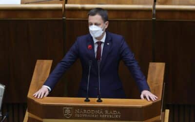 Poslanci posunuli reformu nemocníc do druhého čítania. Premiér vyzval na jej podporu.
